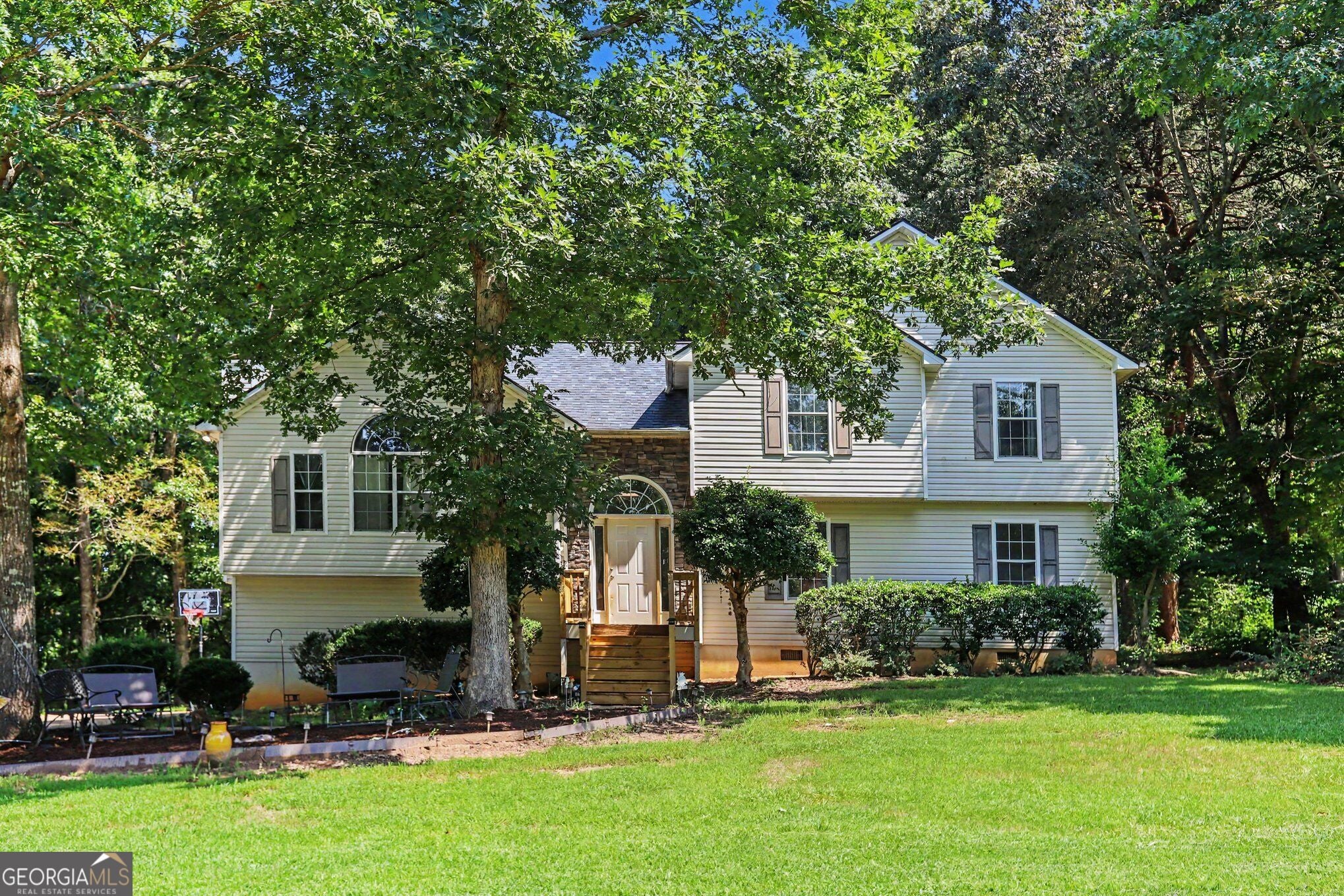 248 Laiken Dr — photo