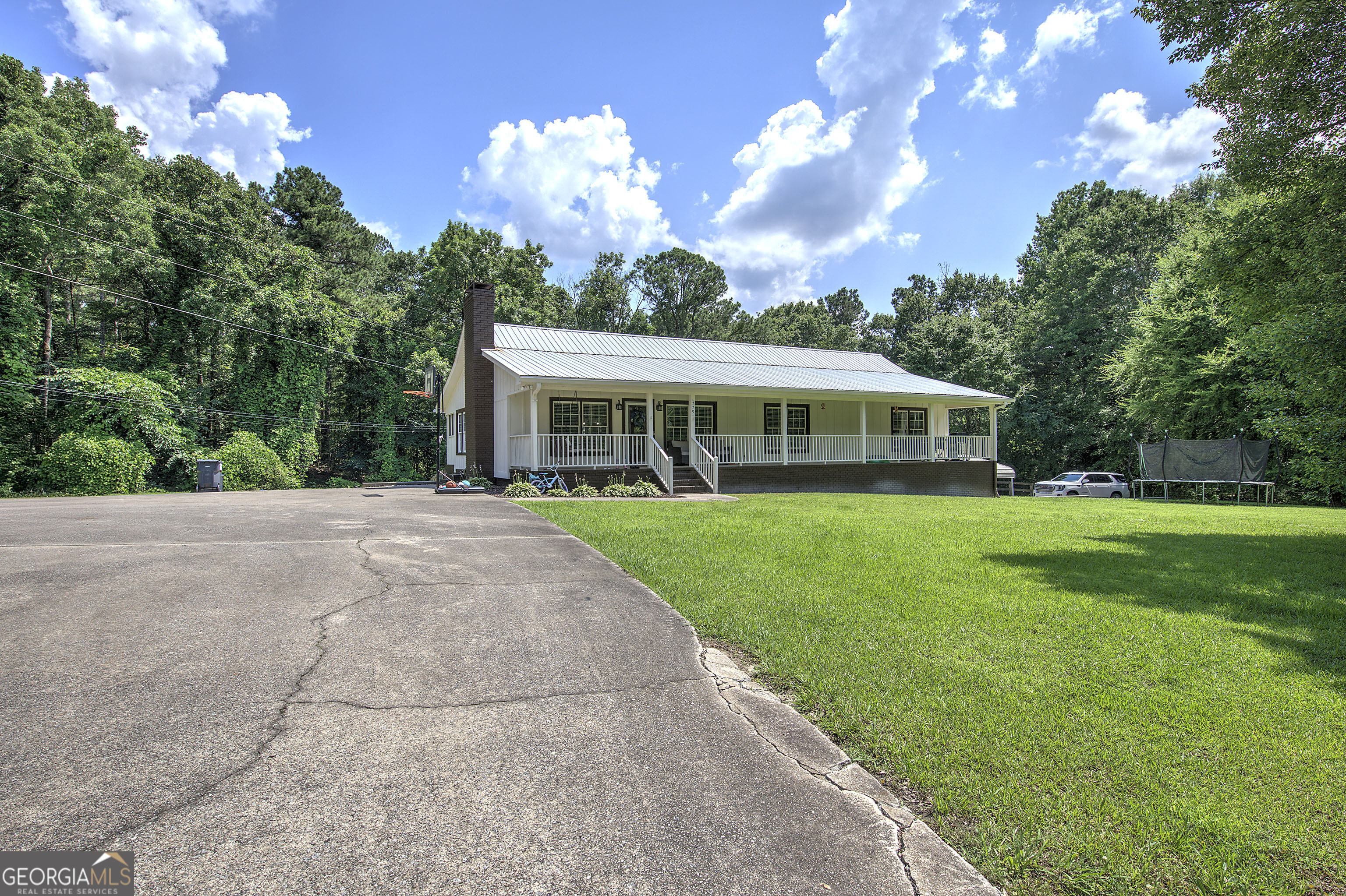 779 Polk Ln — photo