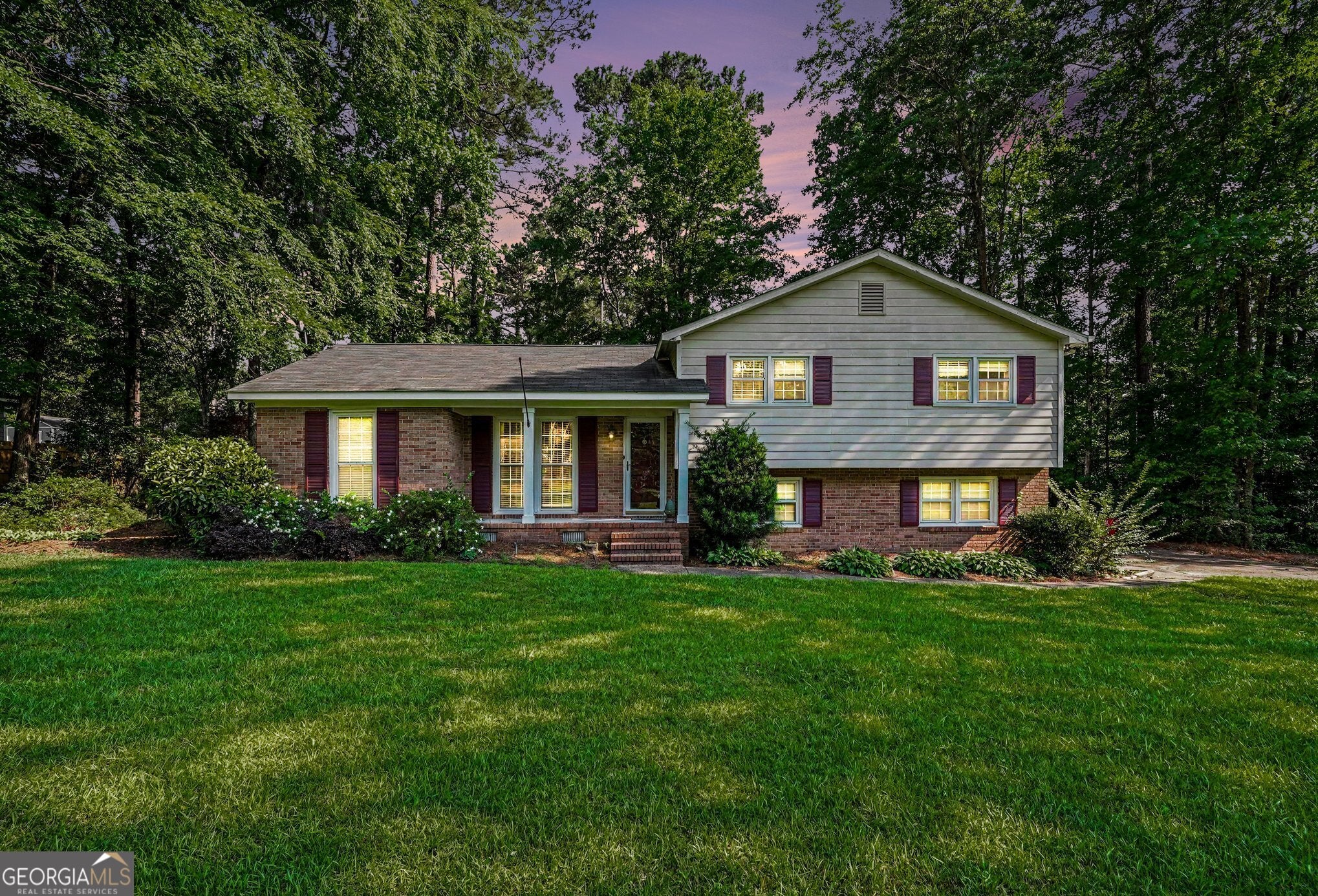 752 Springdale Woods Dr — photo