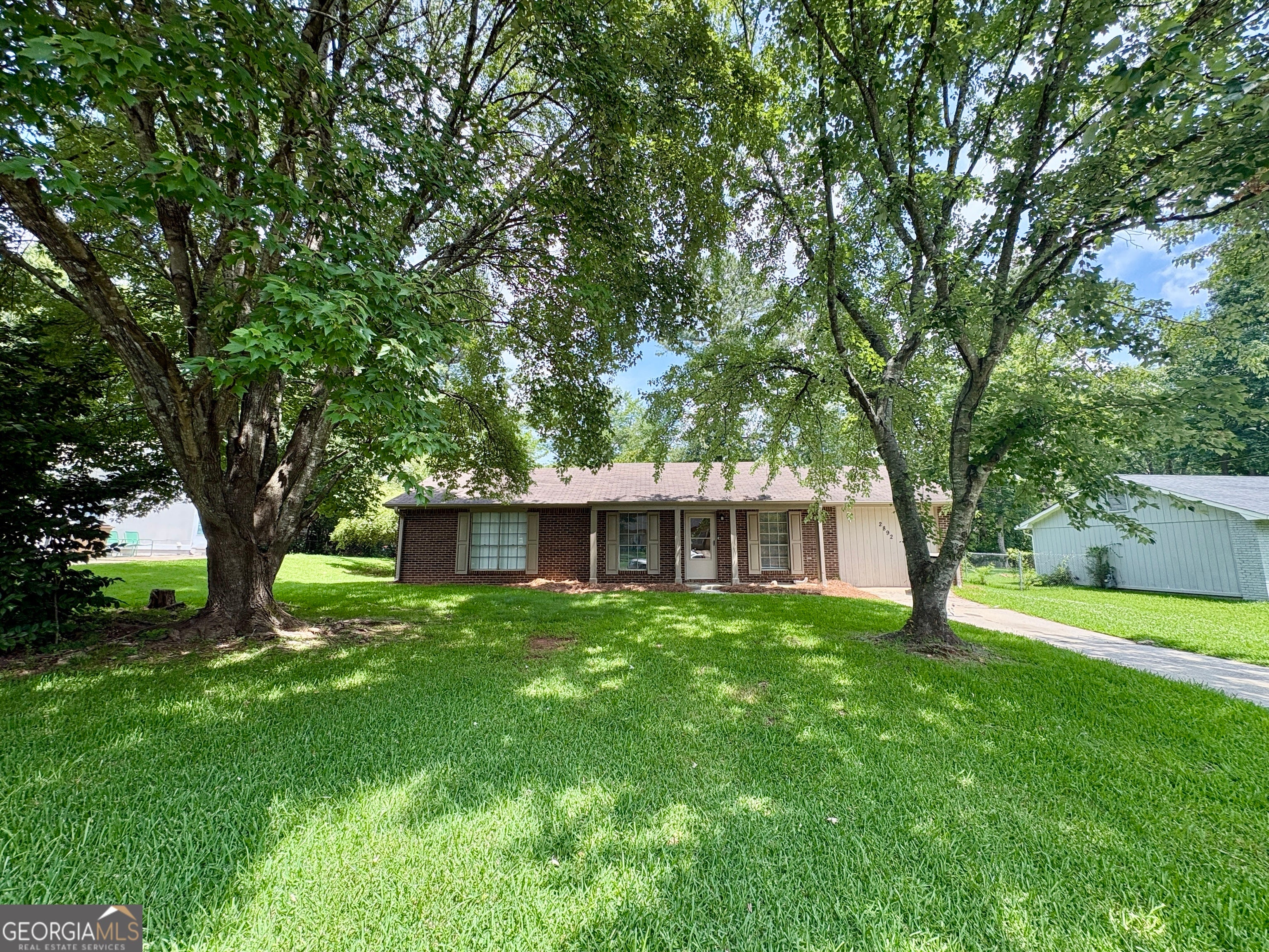 2892 Haddon Dr — photo