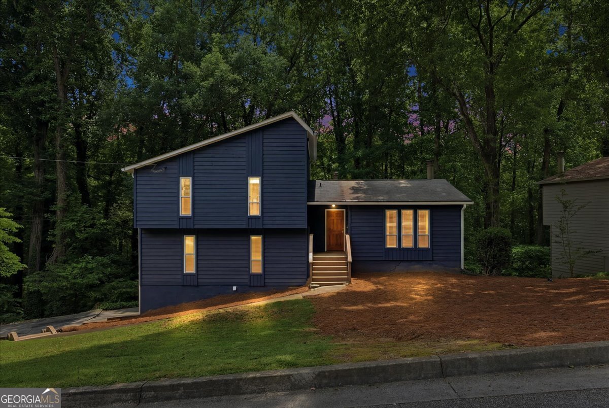 5005 Green Forest Plwy SE — photo