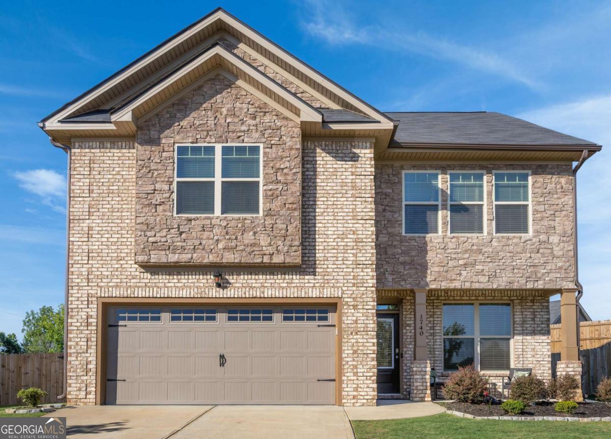 1740 Middle Brook Dr — photo