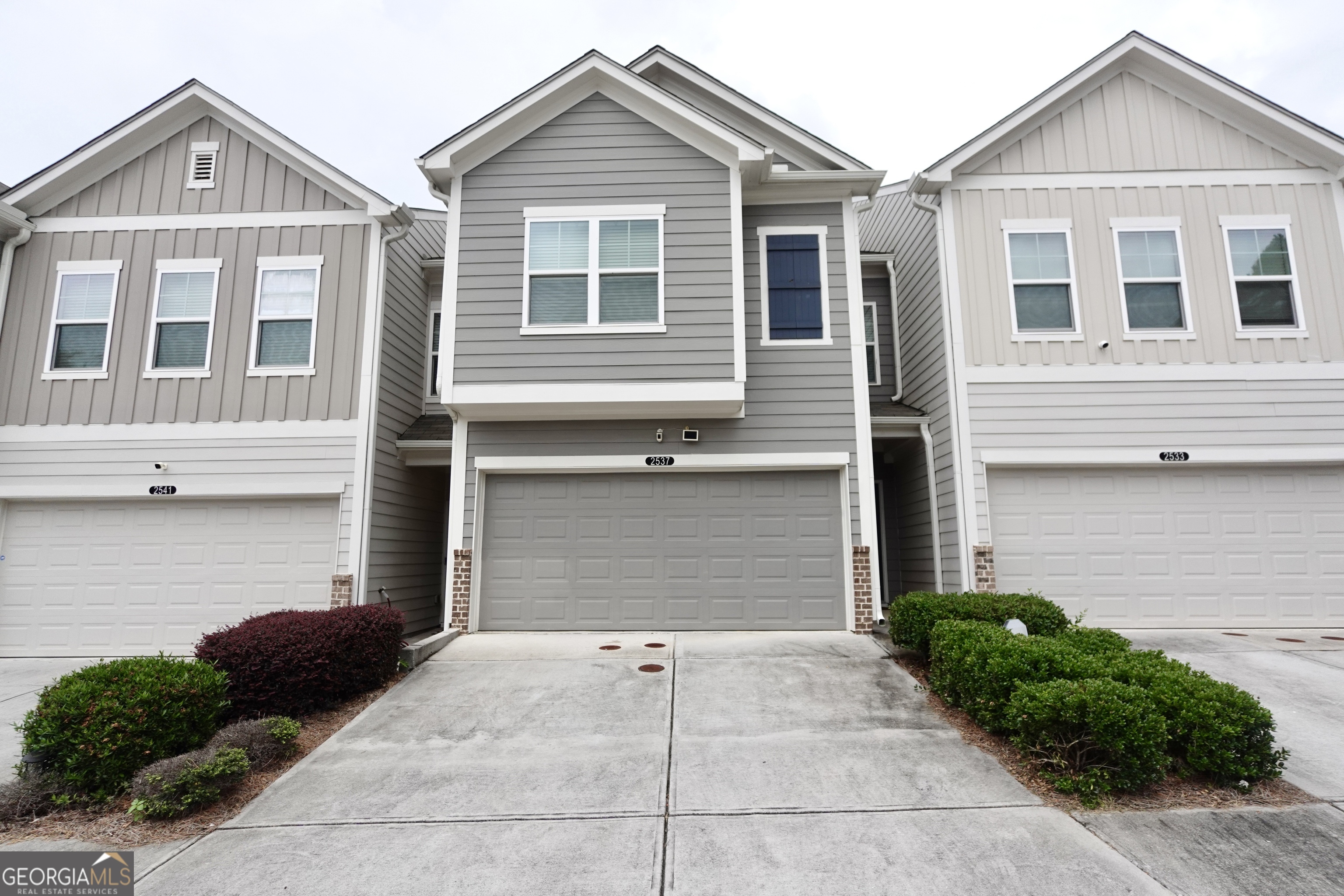 2537 Centennial Pl — photo
