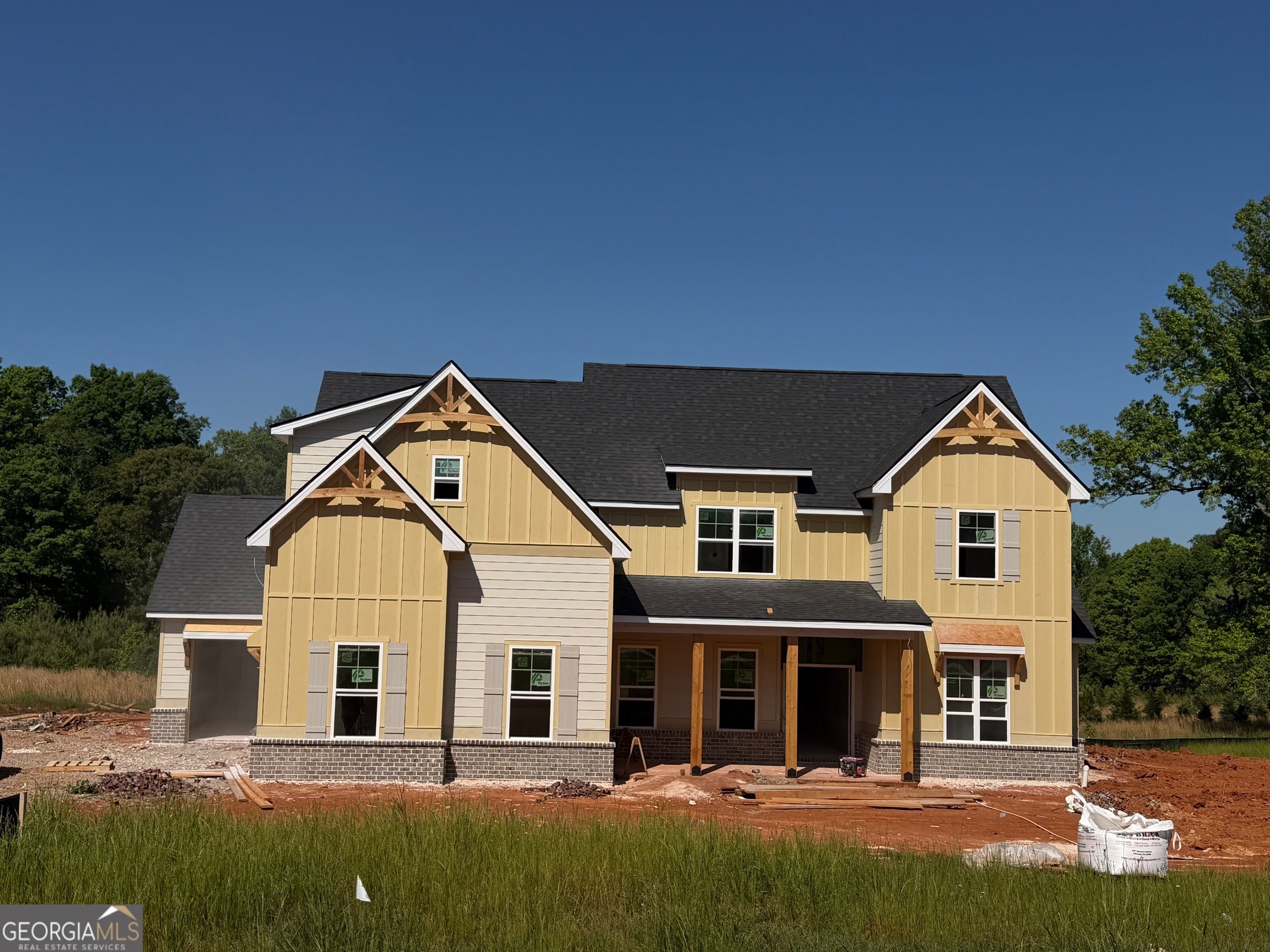 141 Twin Oaks Dr — photo