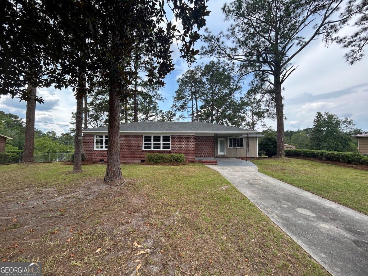 843 Prosperity Dr — photo