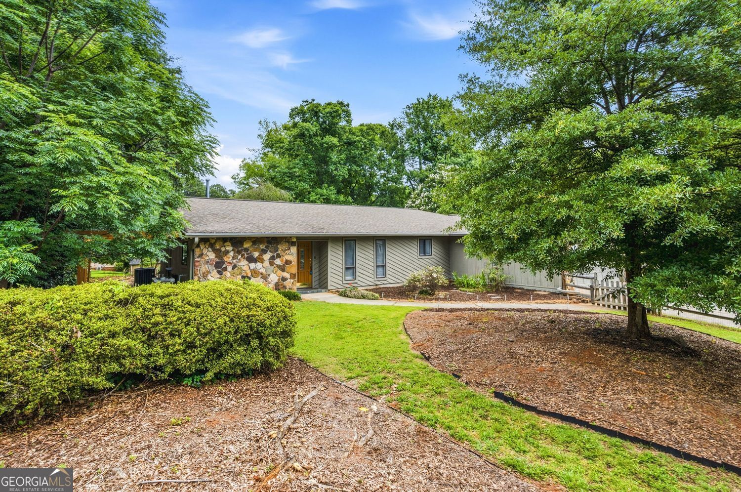 4759 Mockernut Ct — photo