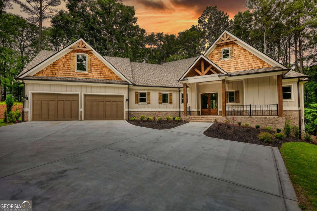 1040 Oak Valley Rd — photo