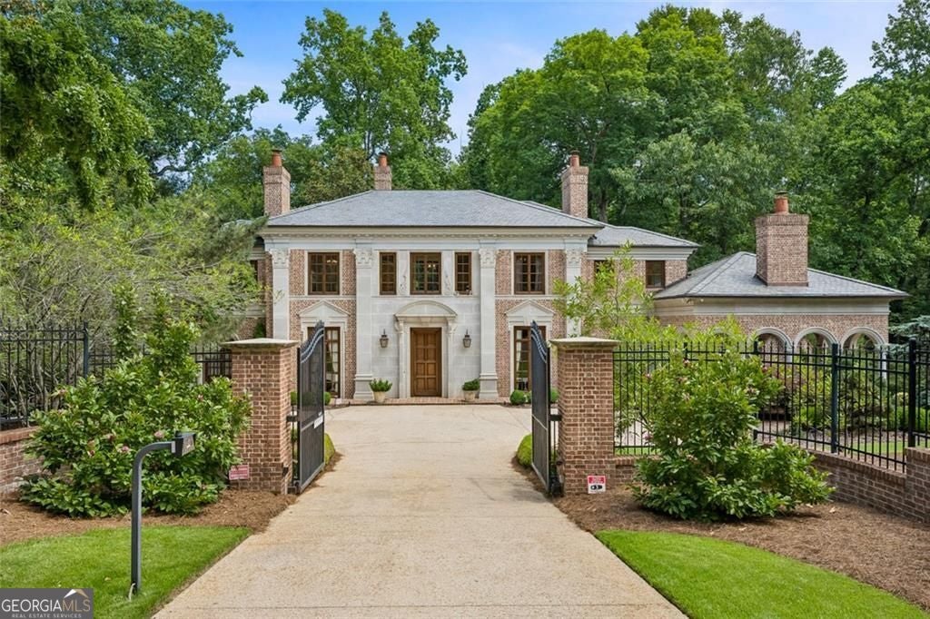 125 Blackland Rd NW — photo