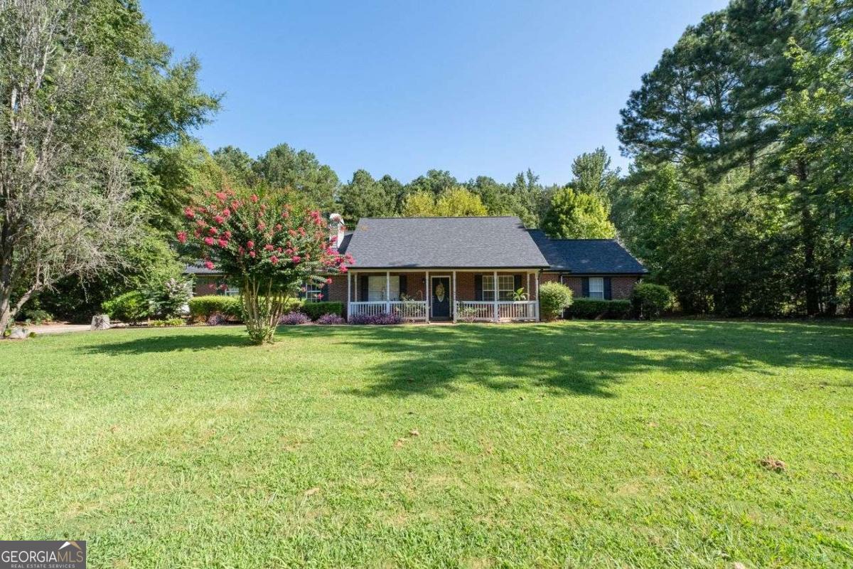 1003 Ola Dale Dr — photo