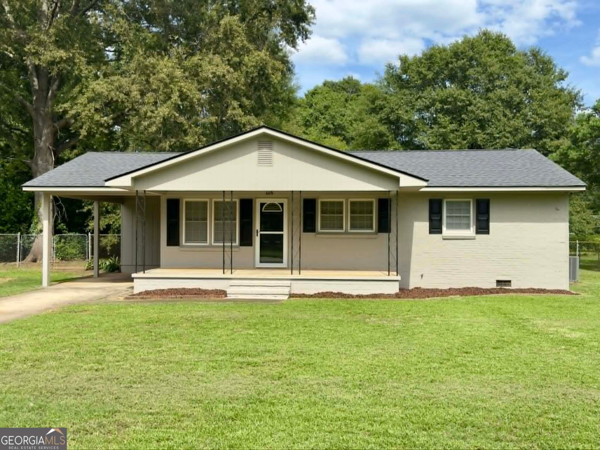 606 Chamlee Dr — photo