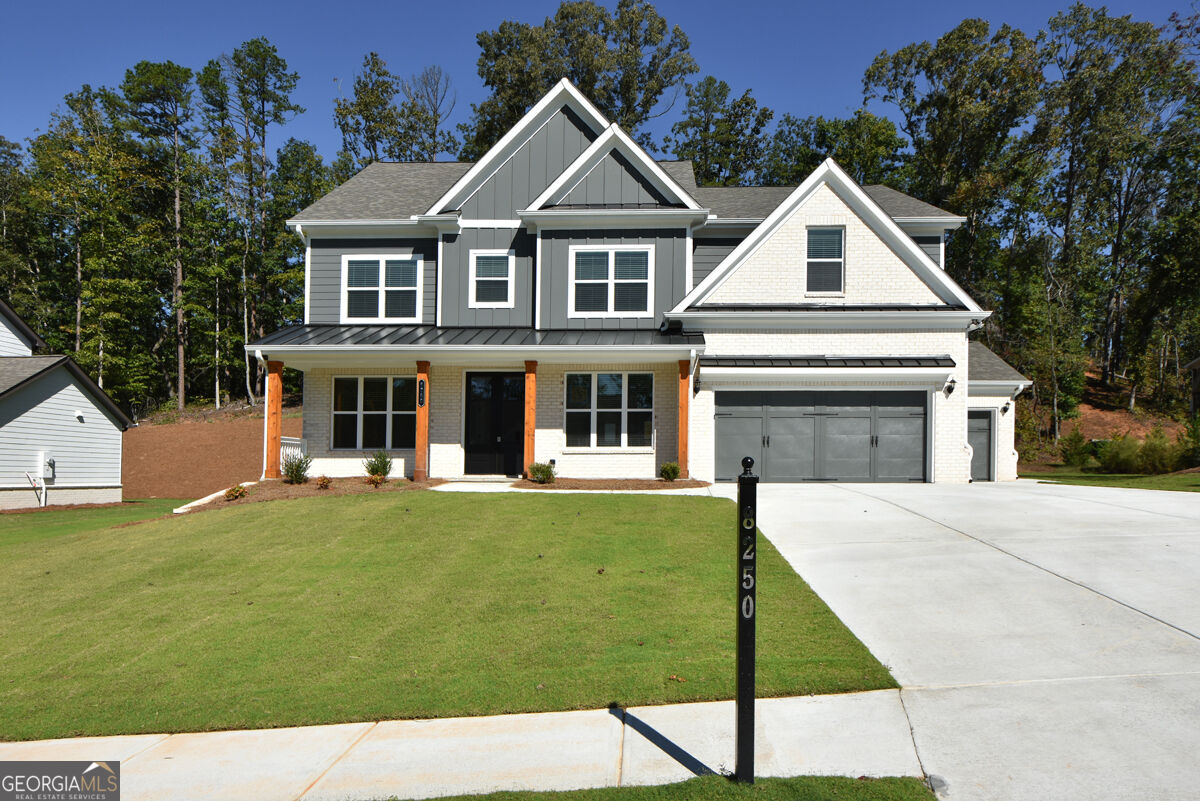 8250 Crooked Creek Dr — photo