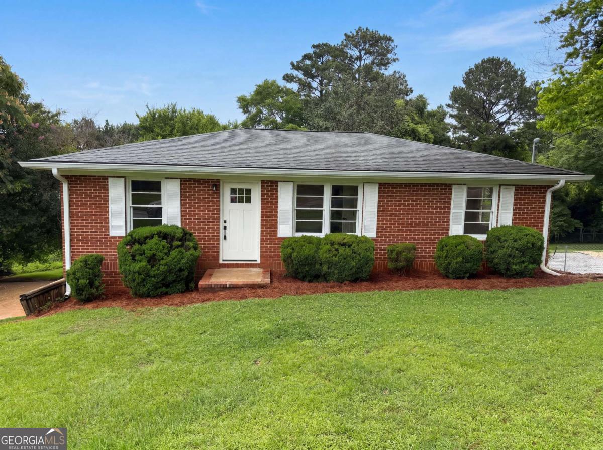 155 Conrad Dr — photo