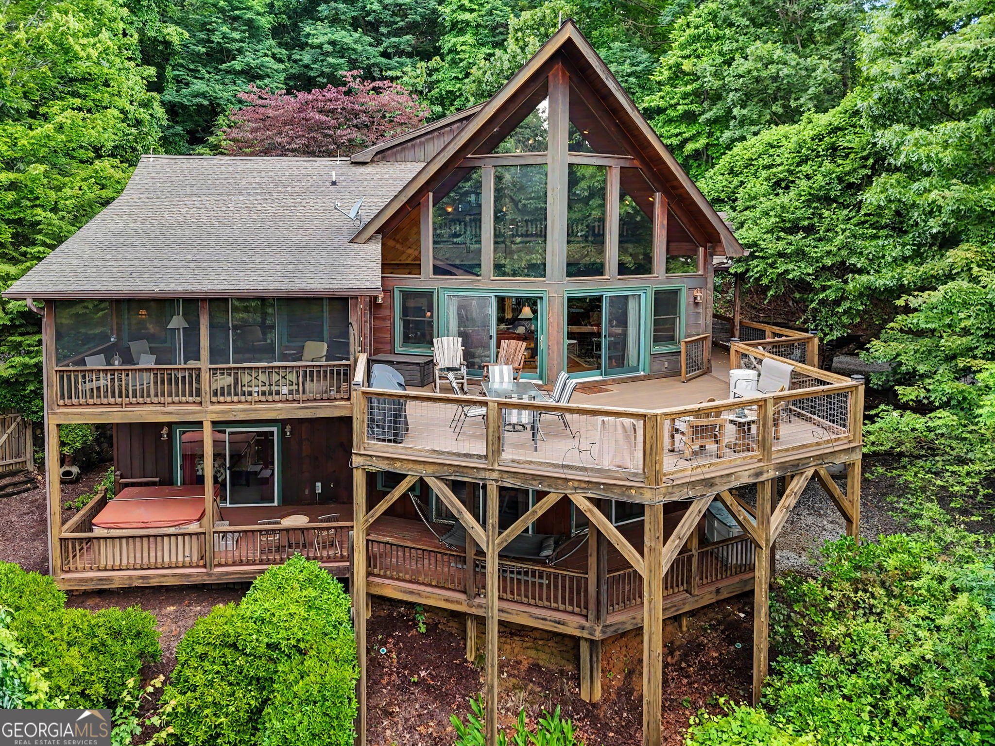 1039 Arbor Dr — photo