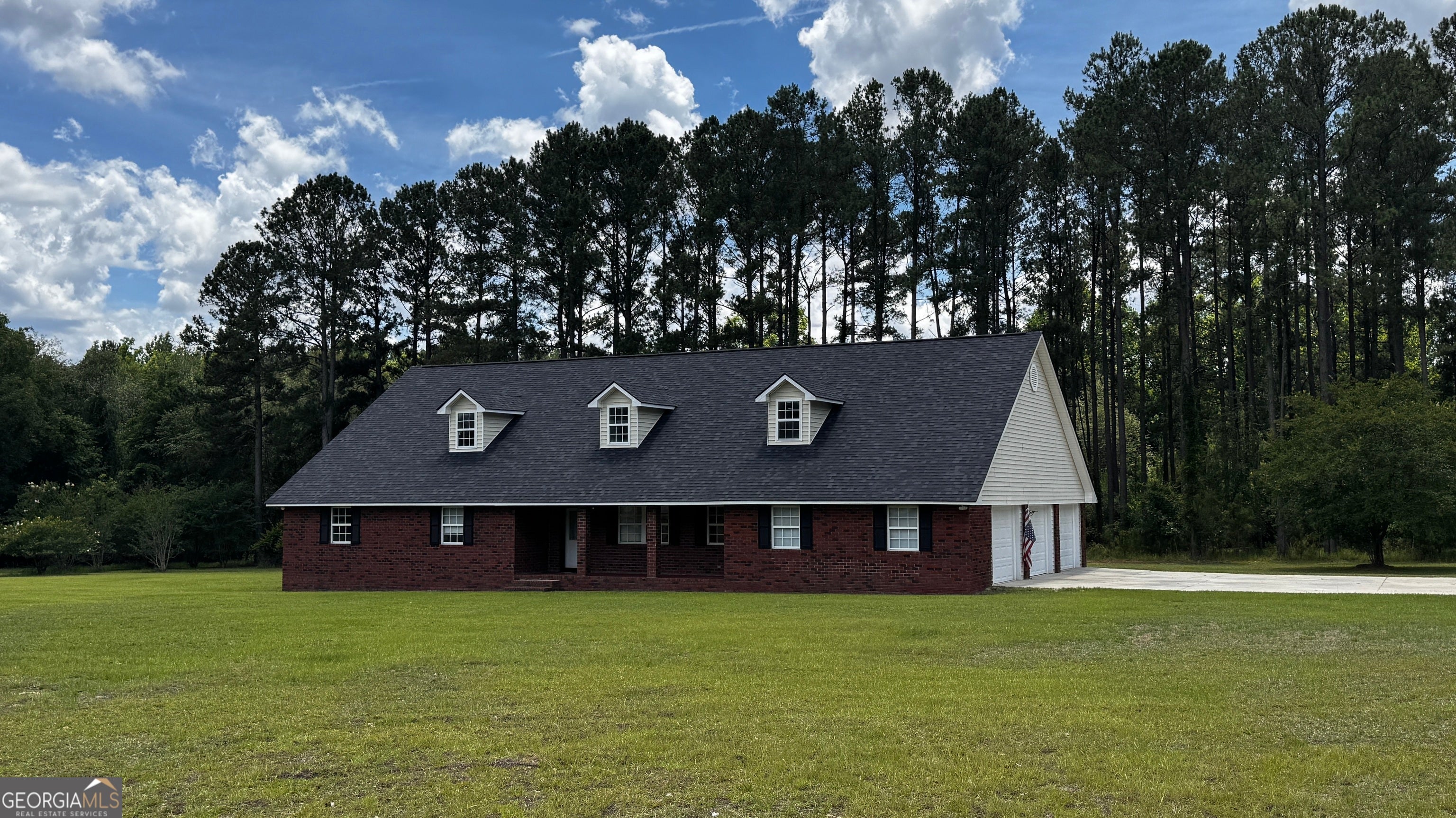 144 Live Oak Ln — photo