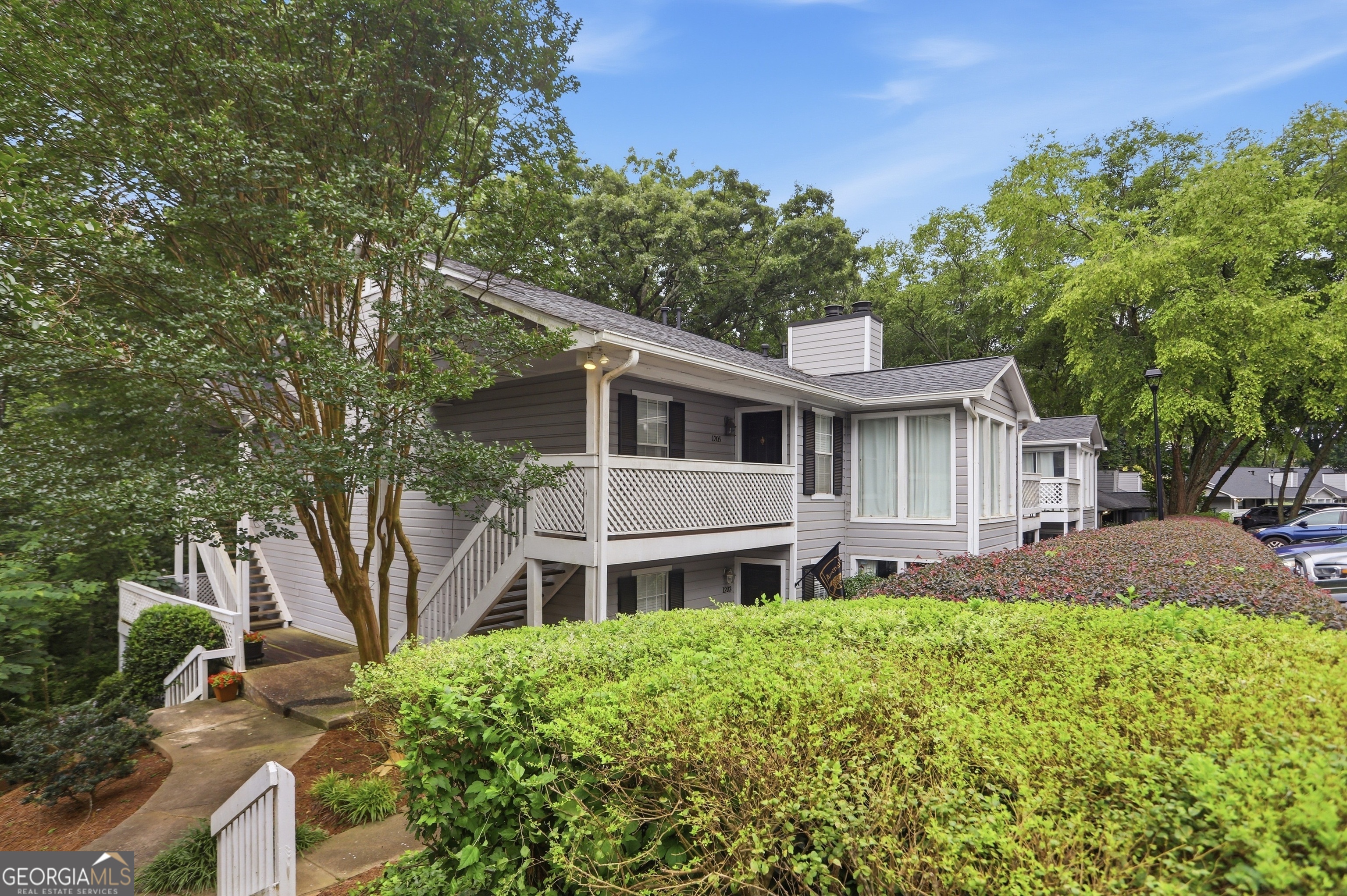 1201 Vicksburg Pl — photo