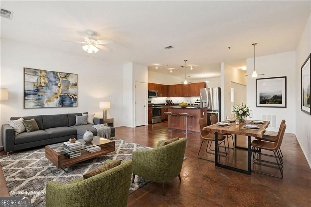 560 Dutch Valley Rd NE 2305 — photo