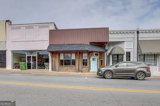 60136 Highway 49 — photo