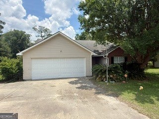 64 Edinburgh Dr — photo