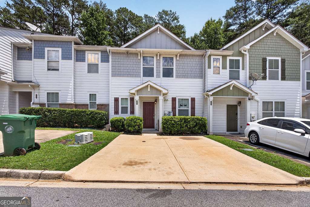 1505 Ashbrooke Trce — photo