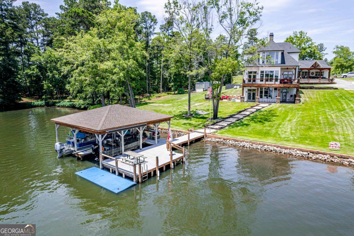 202 Sinclair Rd — photo