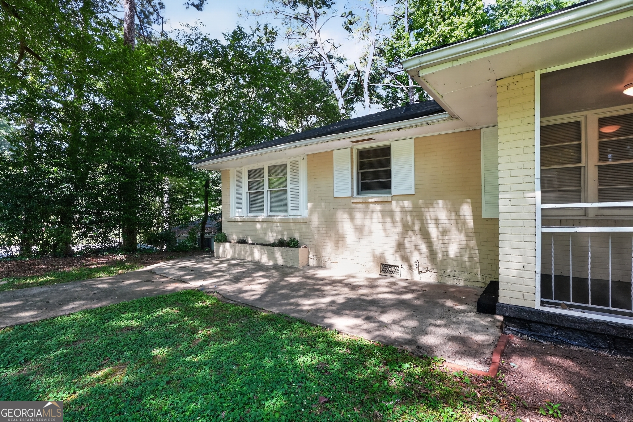 1863 Ridgeland Drive, Decatur GA 30032 — photo 2
