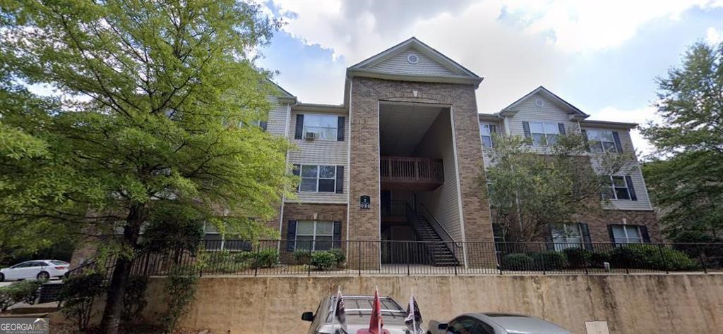 2102 Par Three Way — photo