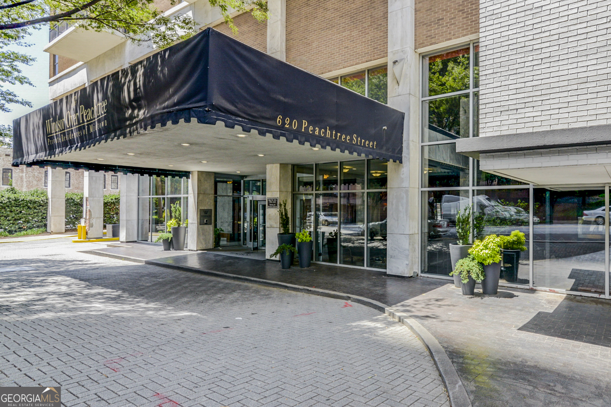 620 Peachtree St NE 1106 — photo