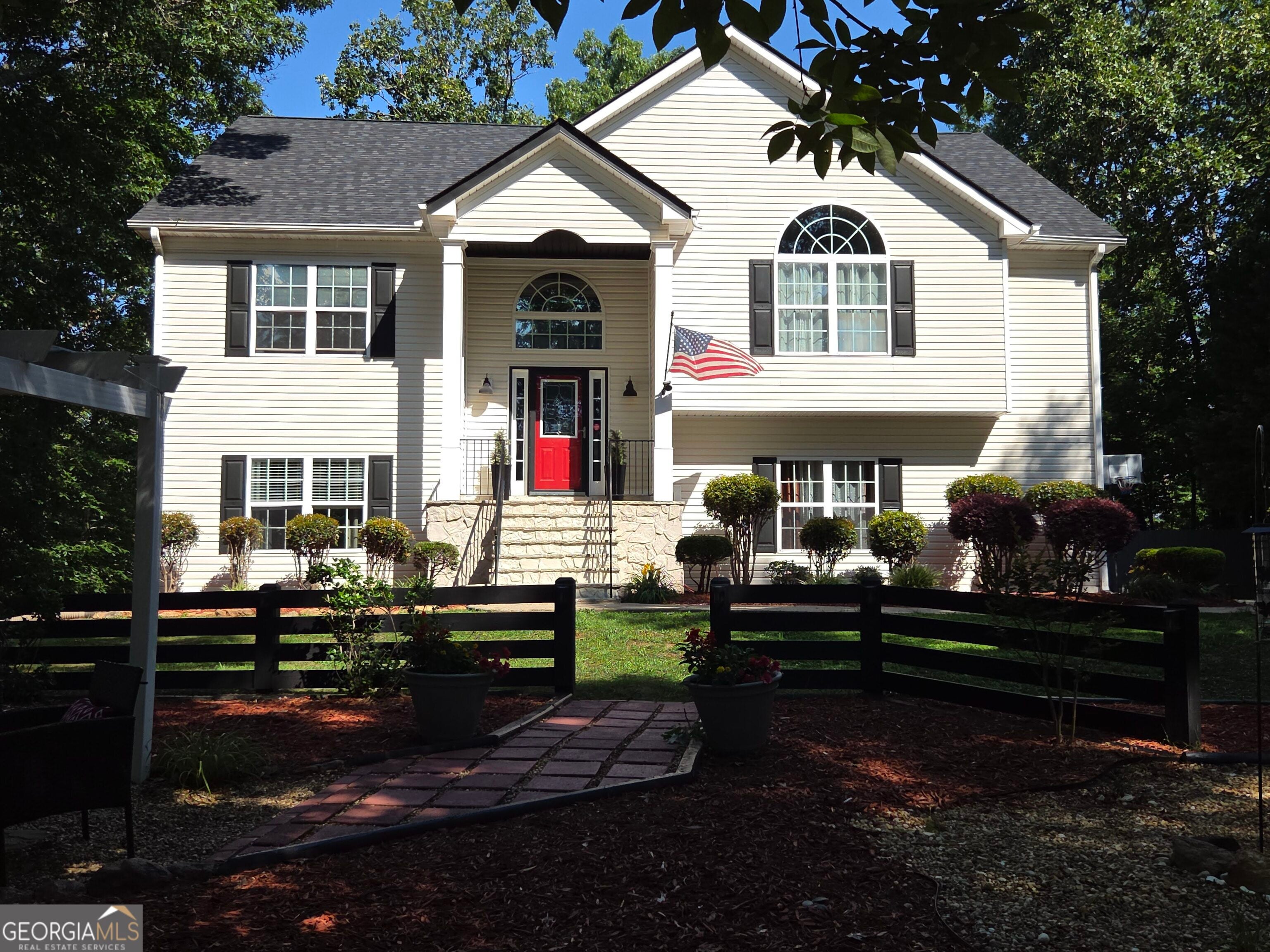 7115 Fletcher Dr — photo