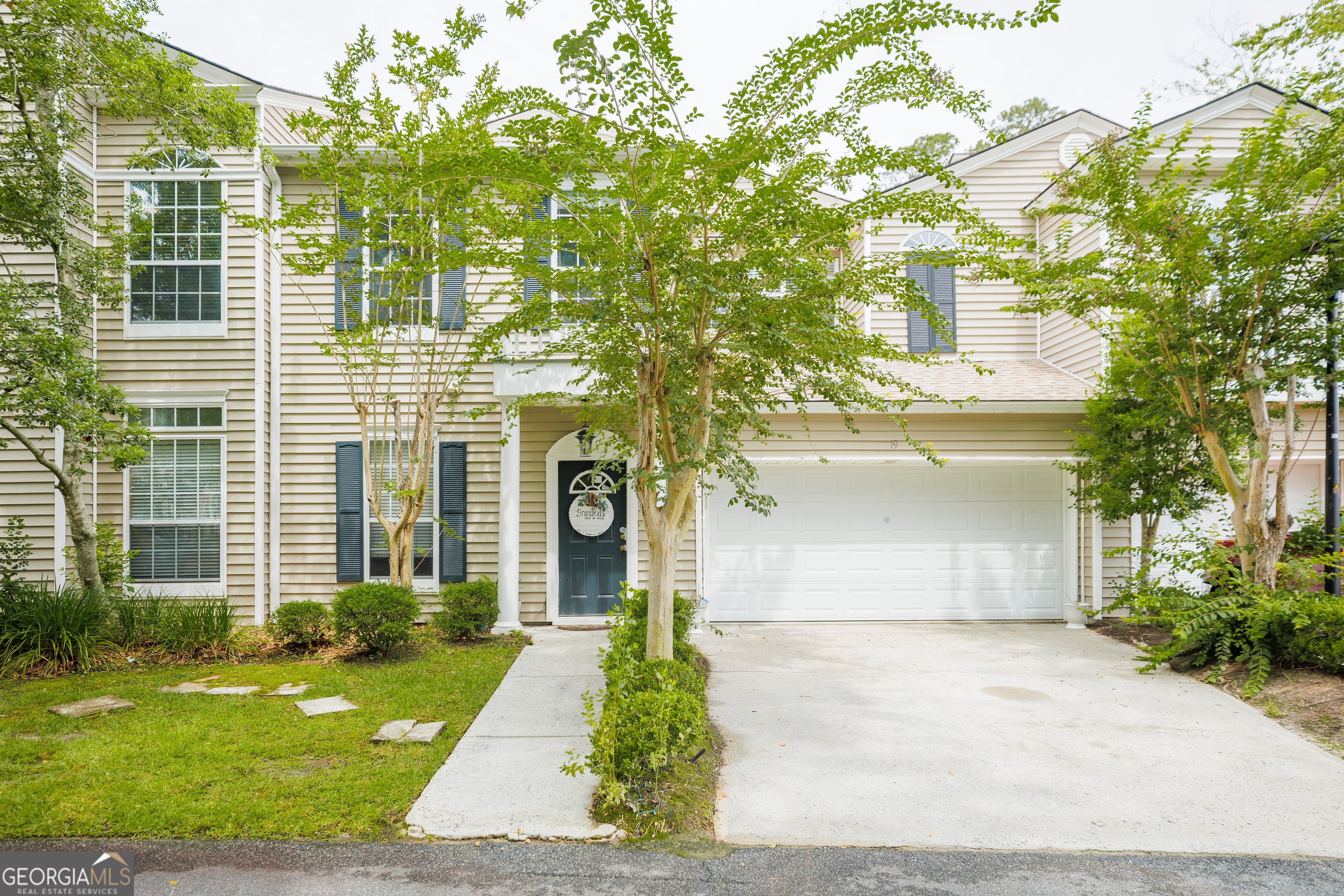 2502 B Jerry Jones Dr 19 — photo