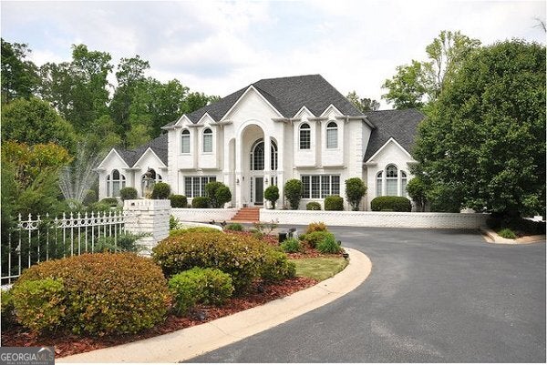 170 Howard Oaks Dr — photo