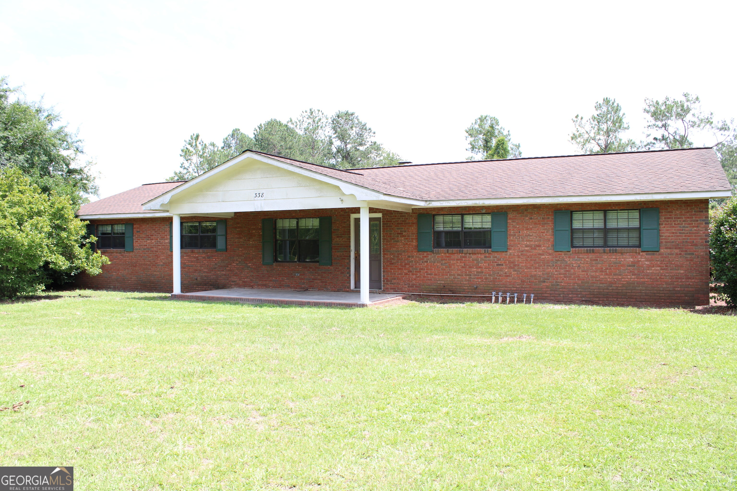 338 Lakeview Dr — photo
