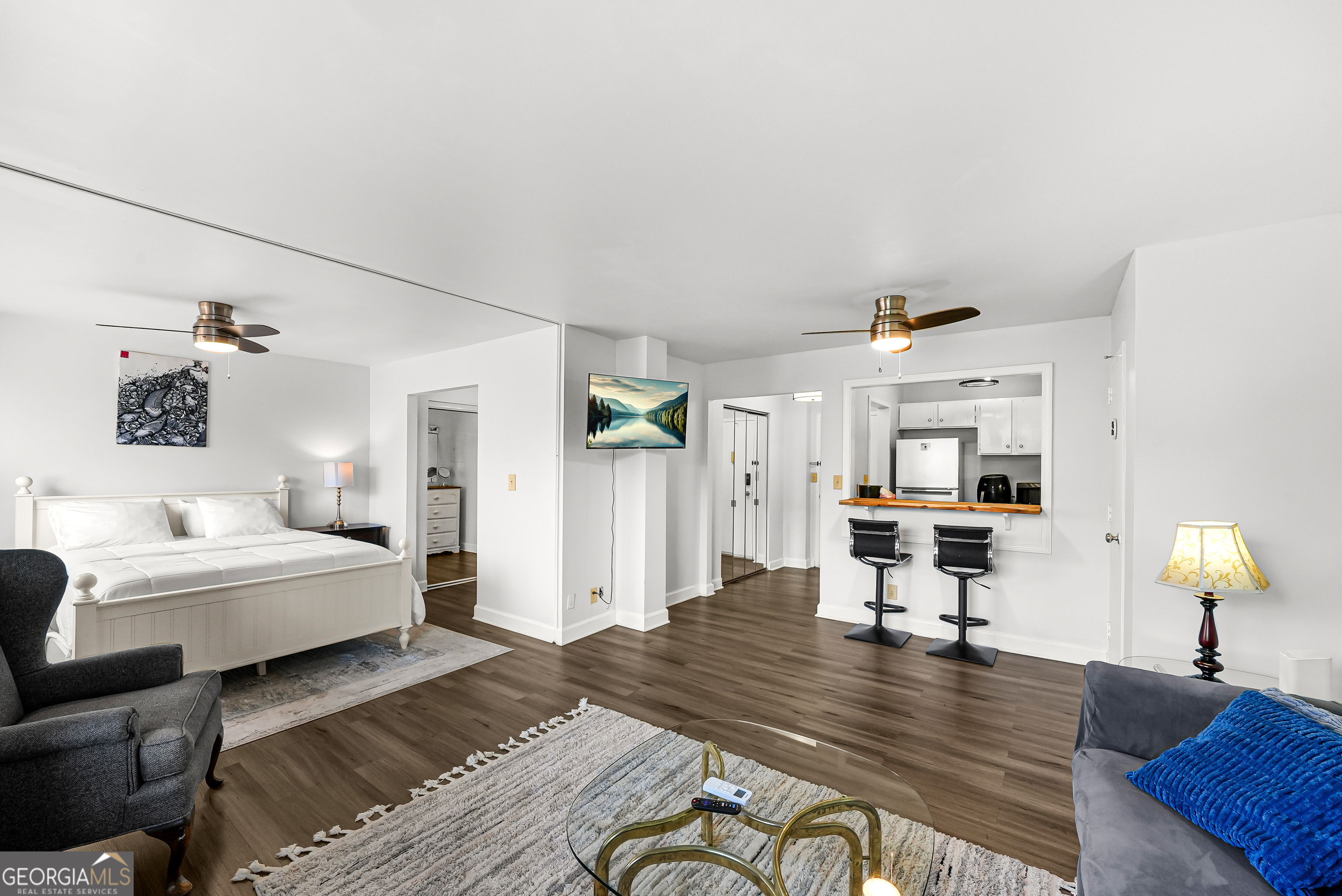 215 Piedmont Ave NE Apt 305 — photo