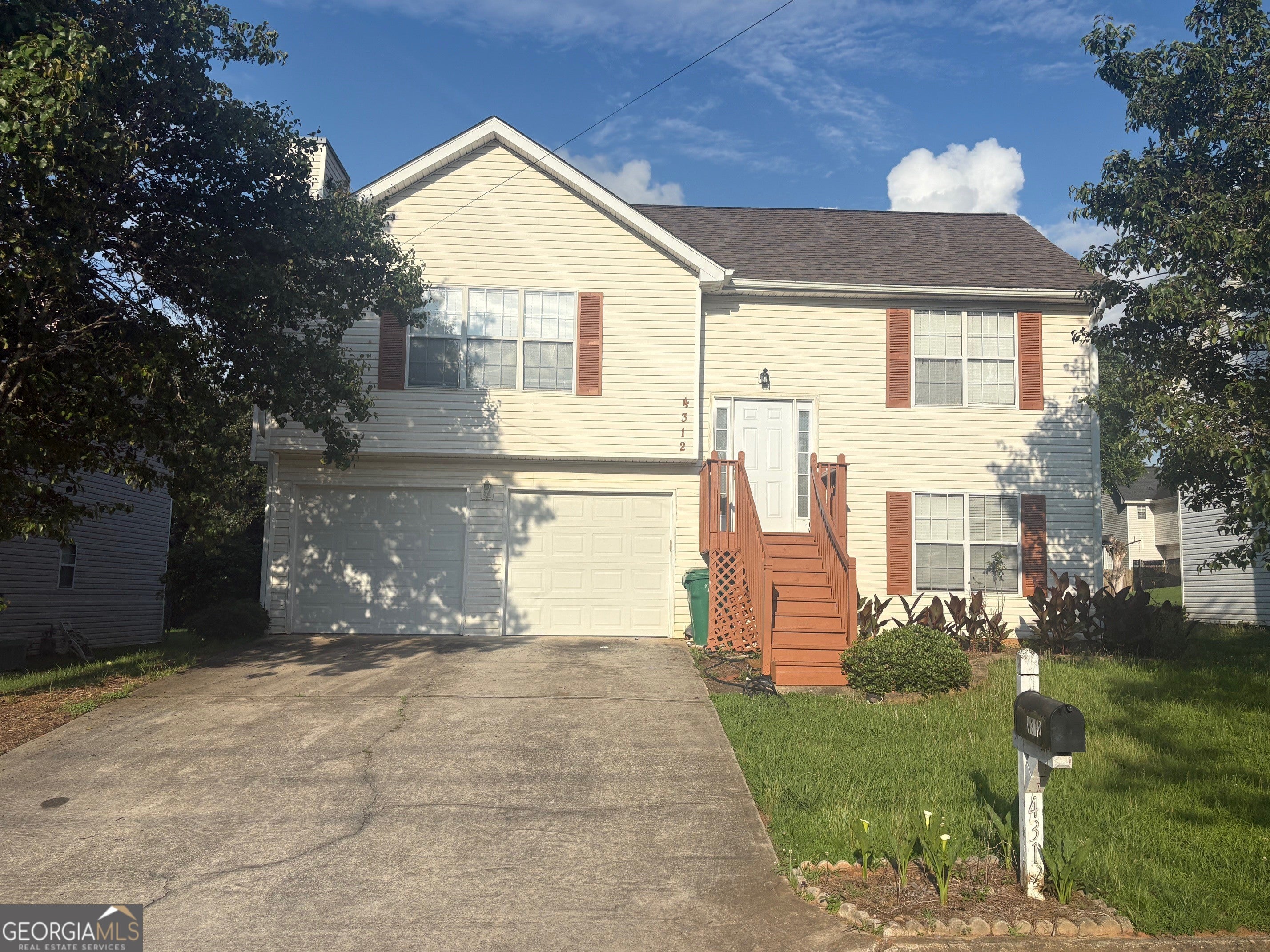 4312 Ward Bluff Dr — photo