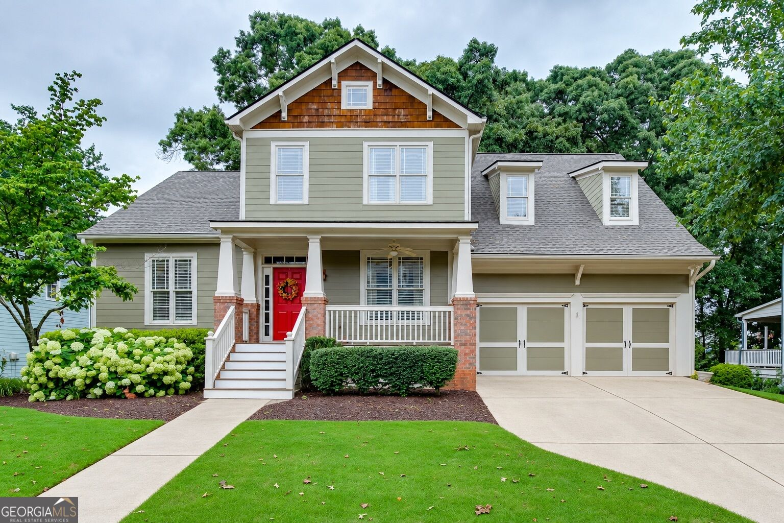 5843 Peacock Ln — photo