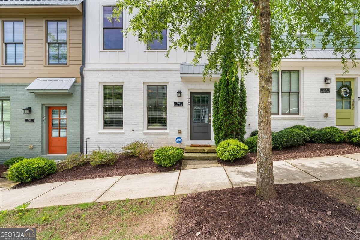 769 Hamilton Cir SE — photo