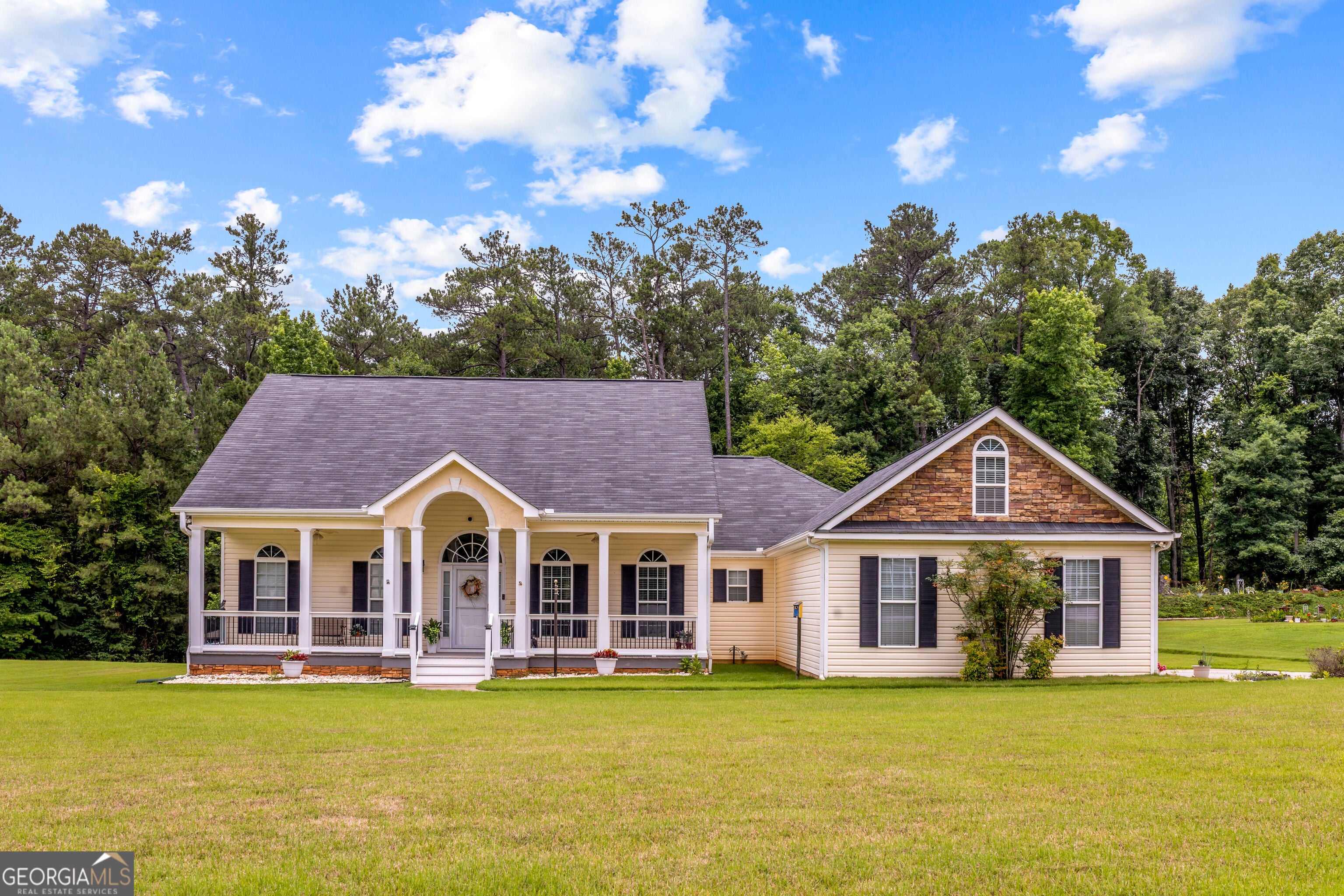 120 Copper Creek Dr — photo