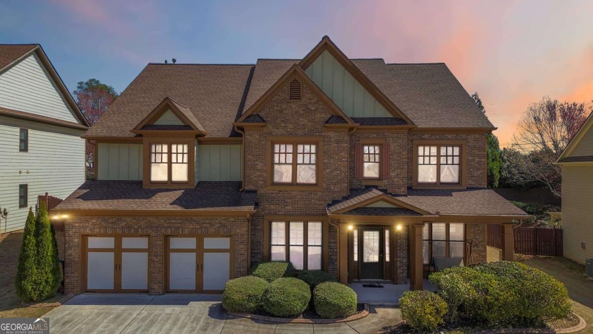 1340 Waverly Glen Dr — photo