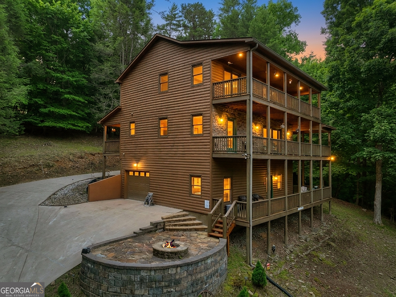 603 Ashley Dr — photo