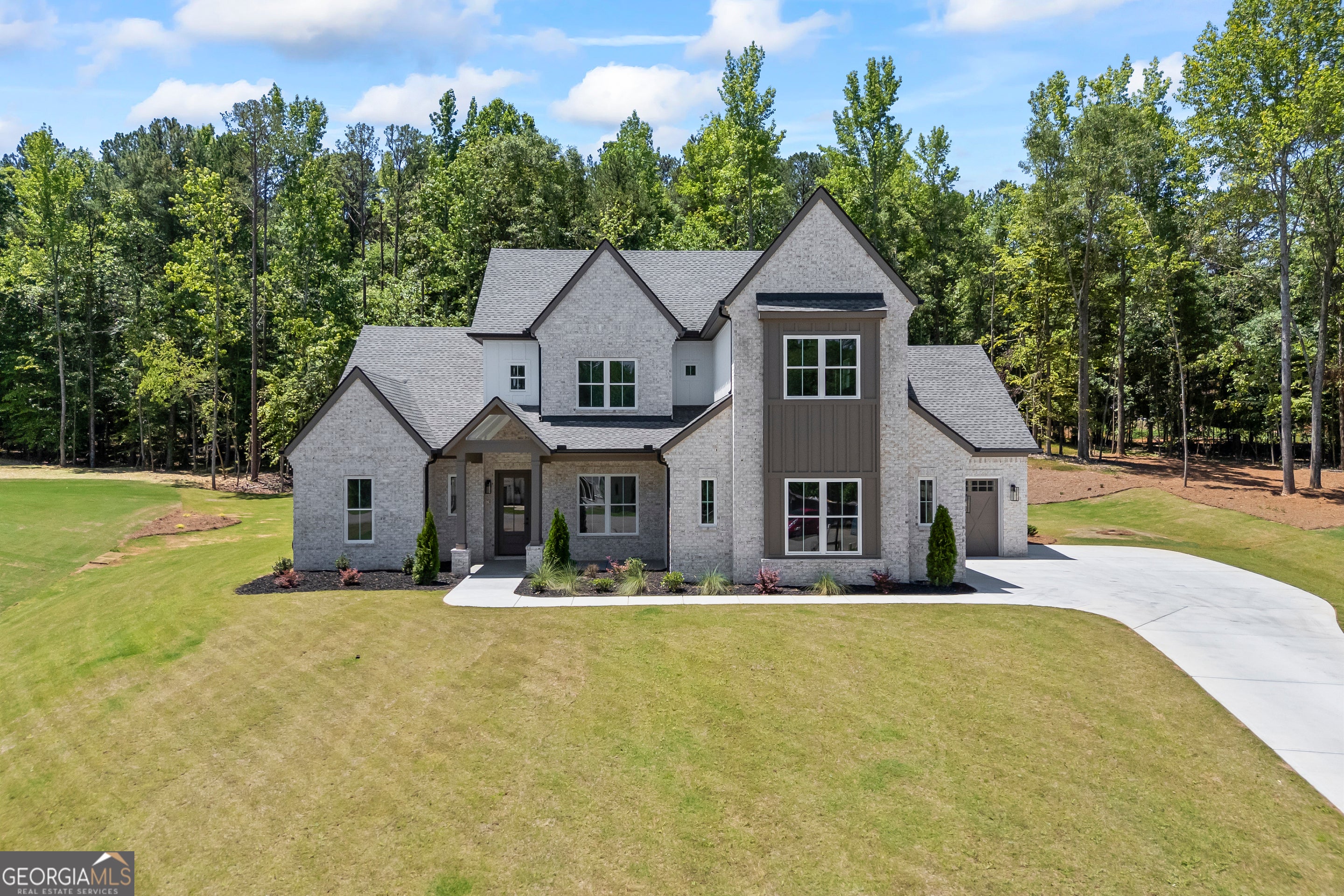 205 Chariot Ct — photo