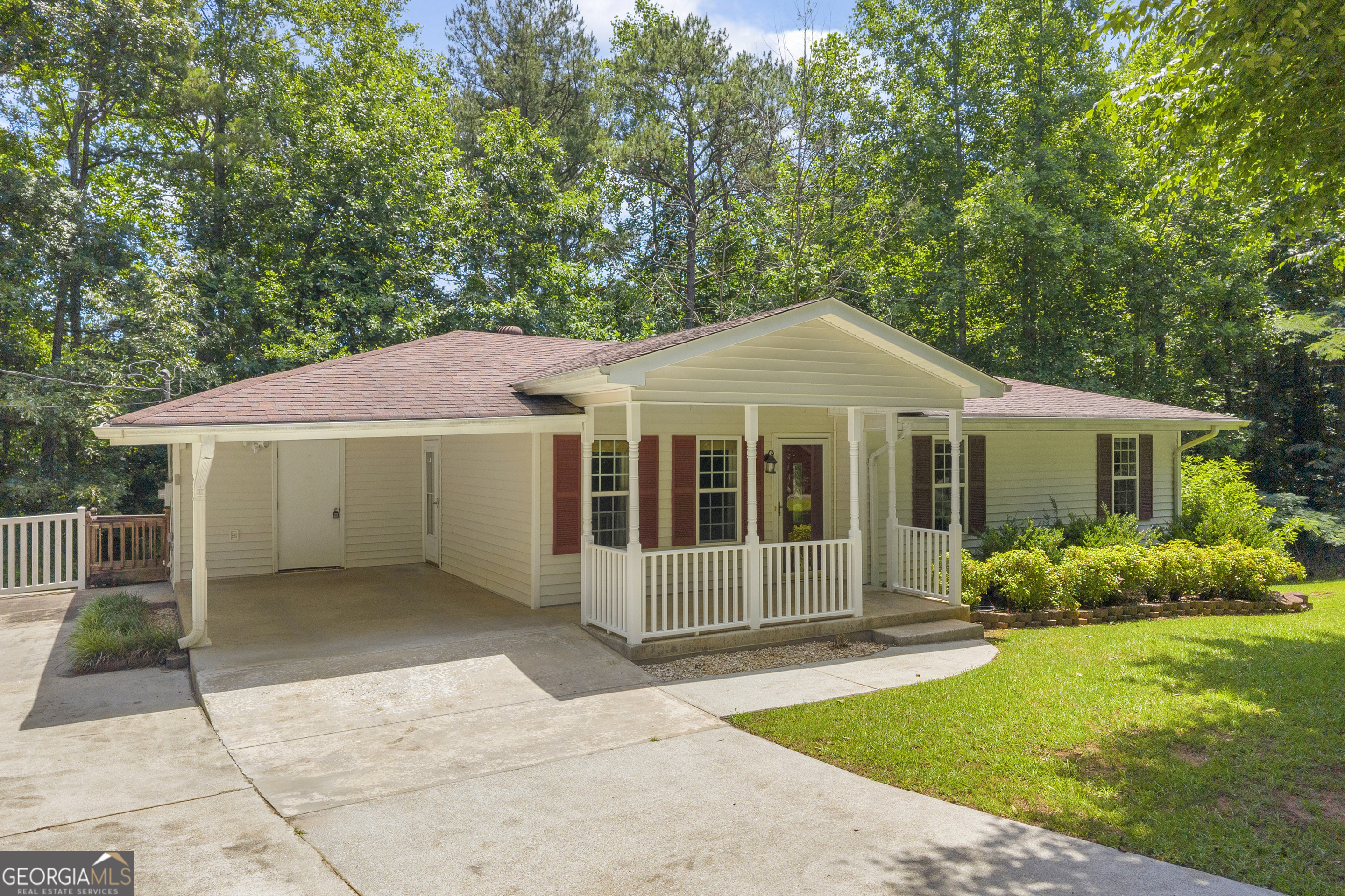 464 Riverbend Road, Toccoa, GA 30577