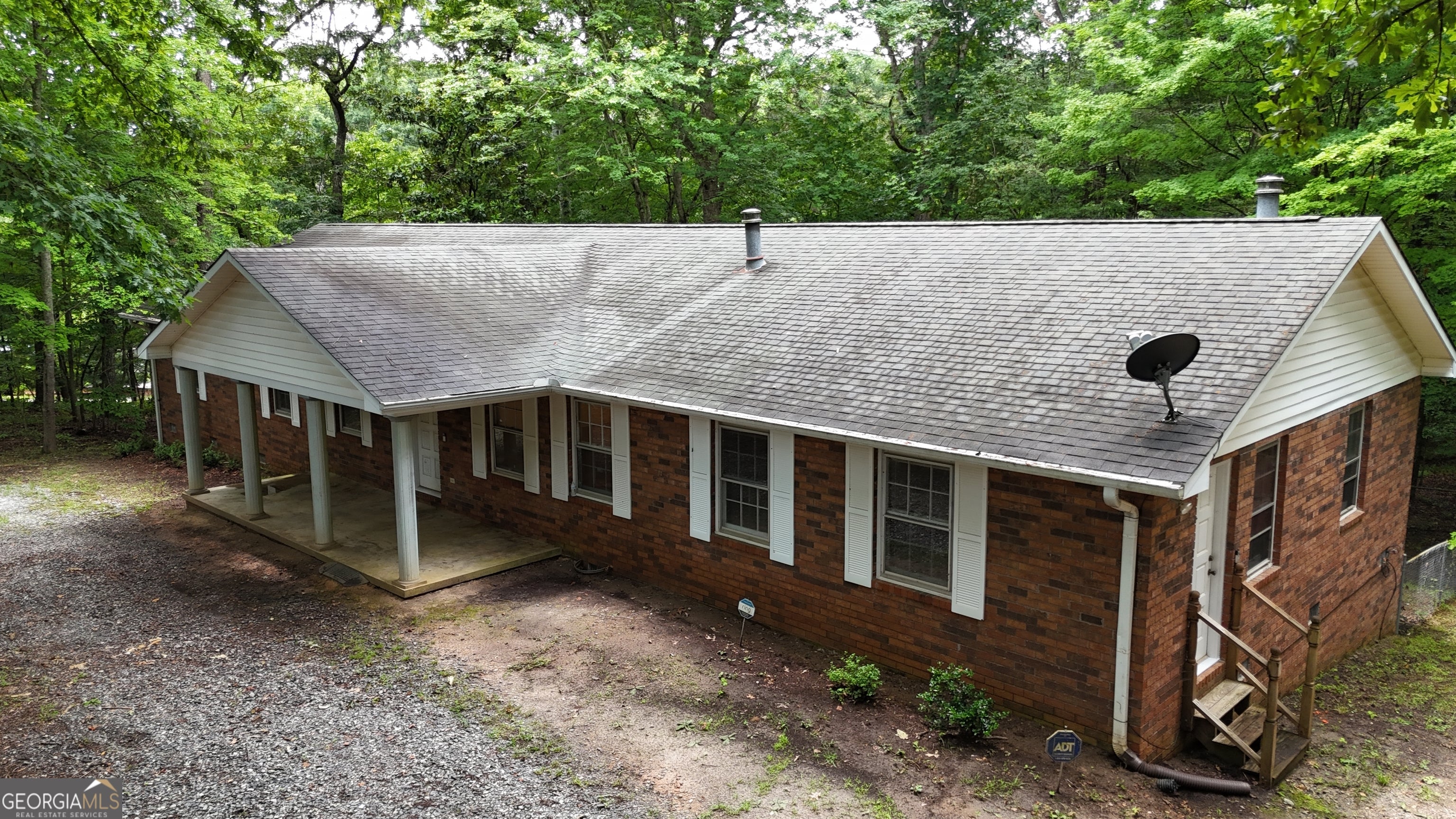 240 Bent Oak Dr — photo