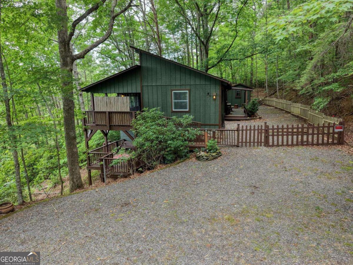 664 High Ridge Rd — photo
