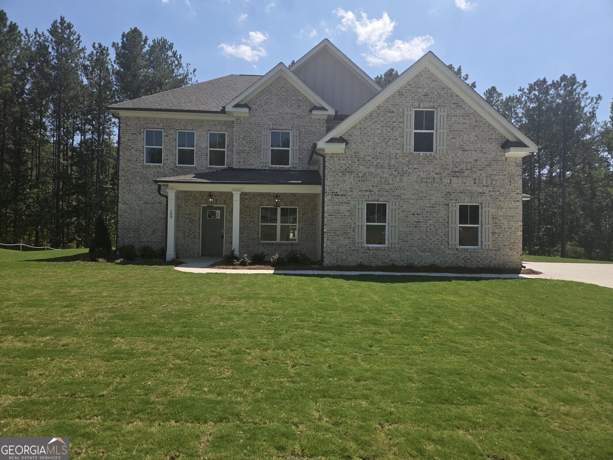 109 Southview Dr — photo