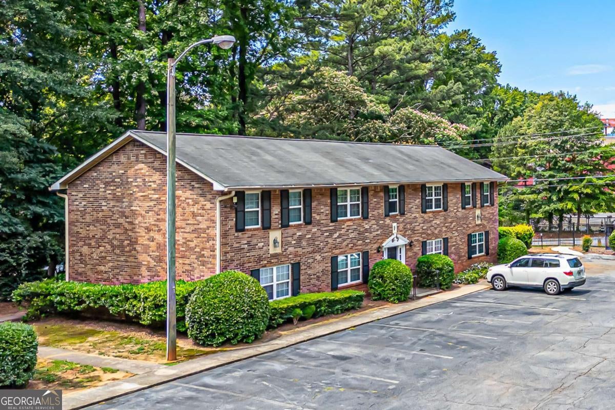 3665 Chestnut Dr F2 — photo