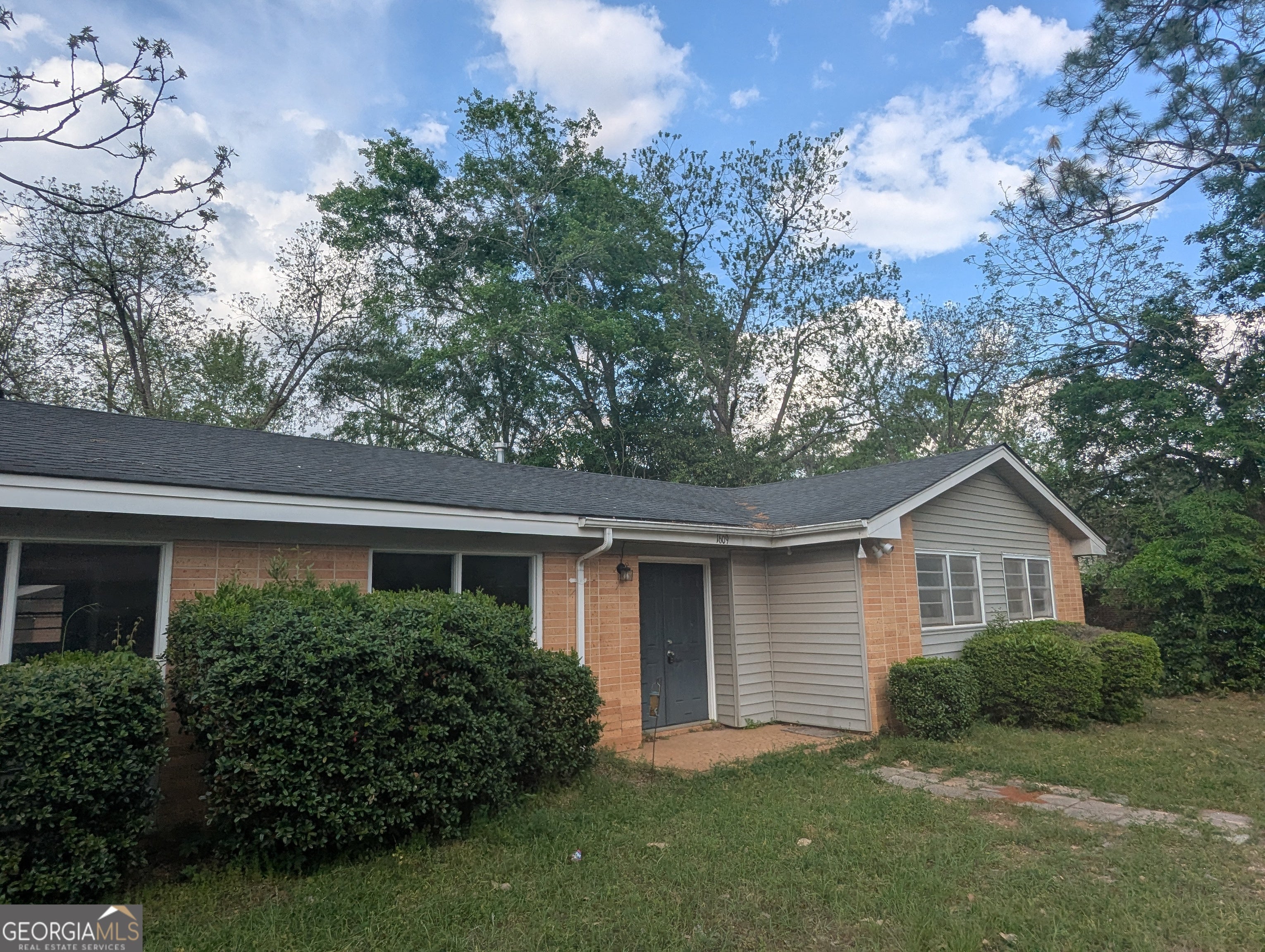 1609 Gail Ave — photo