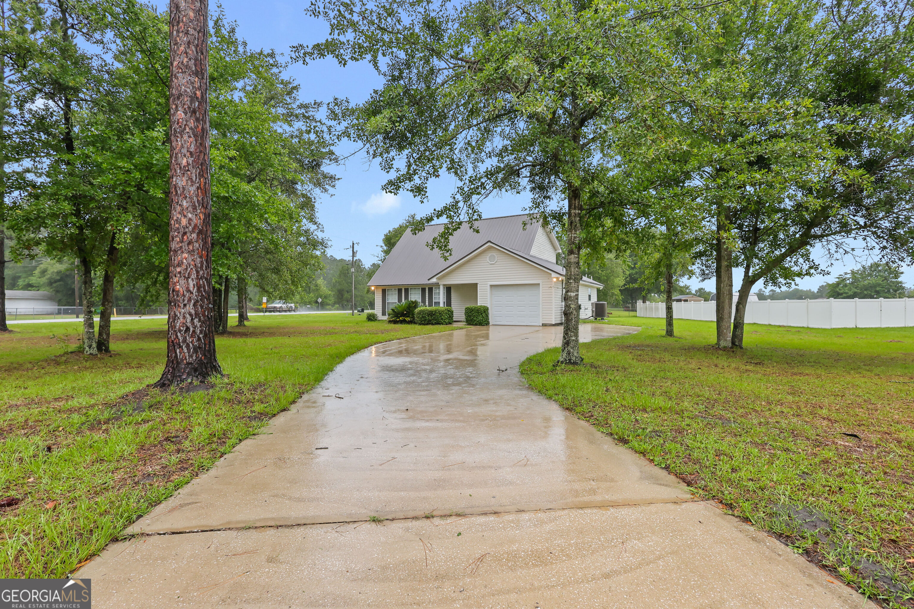 255 Ratcliffe Road, Brunswick, GA 31523 — photo 2
