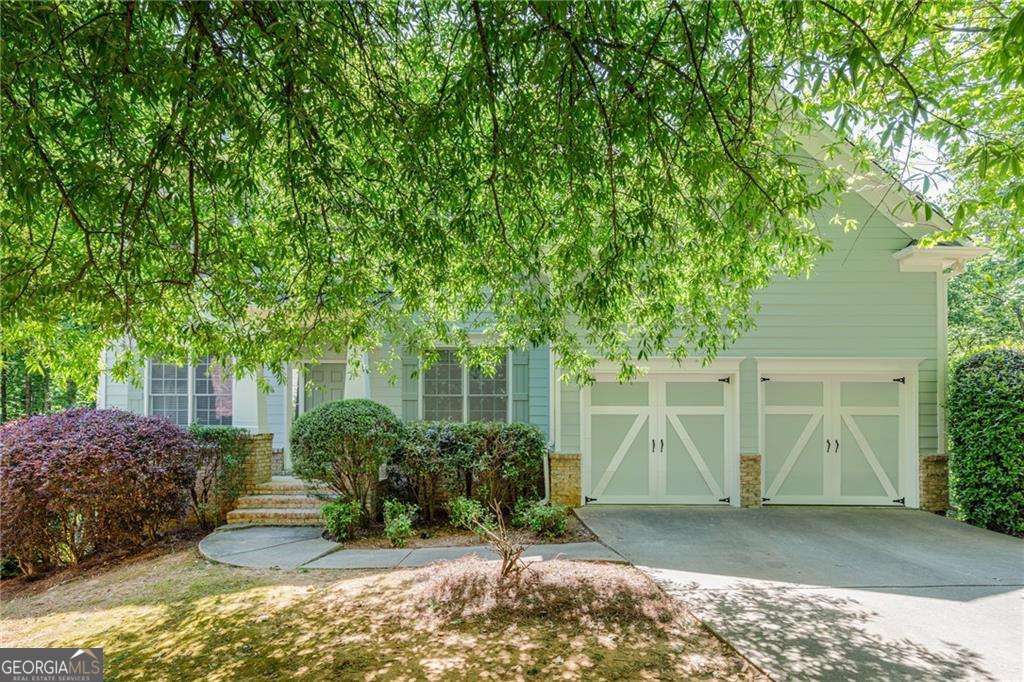 5678 Coopers Glen Ct SW — photo
