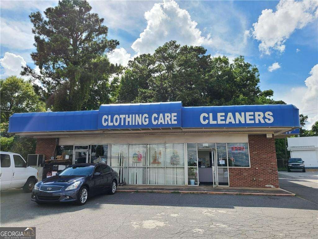 2431 Kennesaw Due West Rd NW — photo
