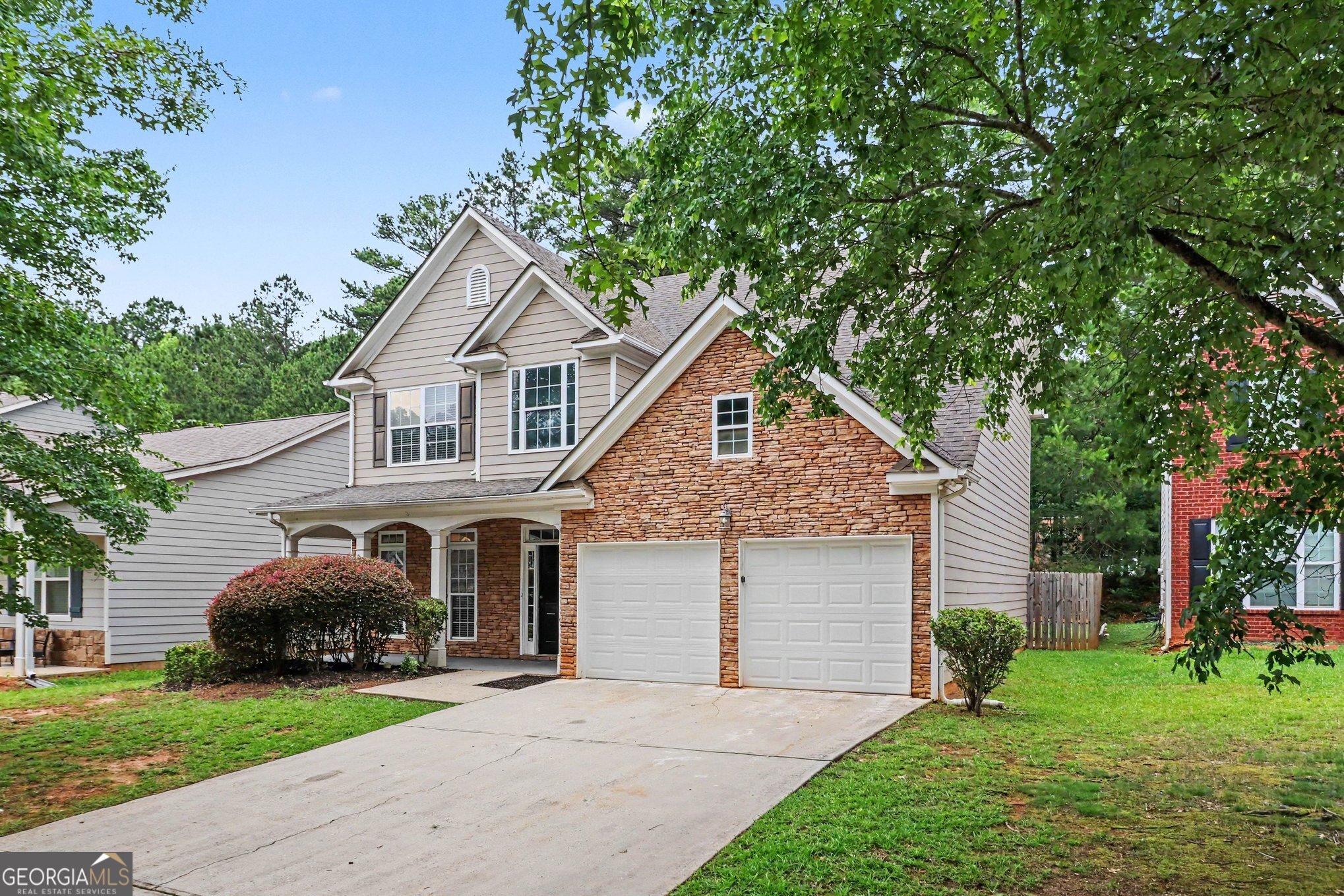 Home in Fairburn, GA 30213 — photo 3