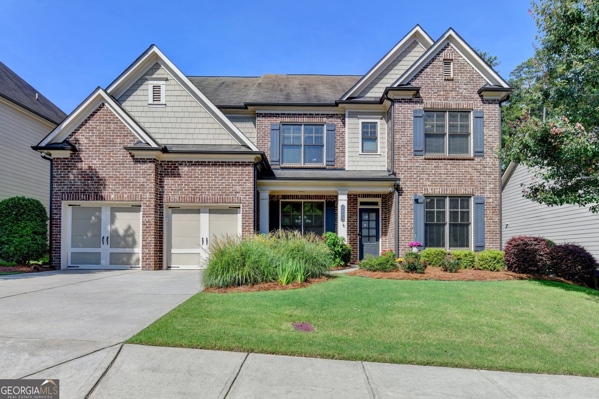4922 Park Vale Dr — photo